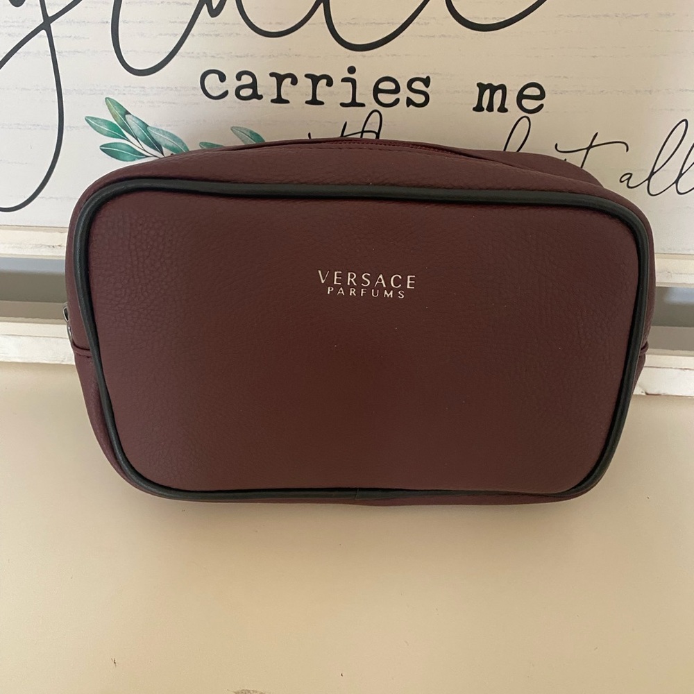 Versace Pink and Burgundy His/Her Toiletry Makeup Travel Bag Set - Picture 8 of 12